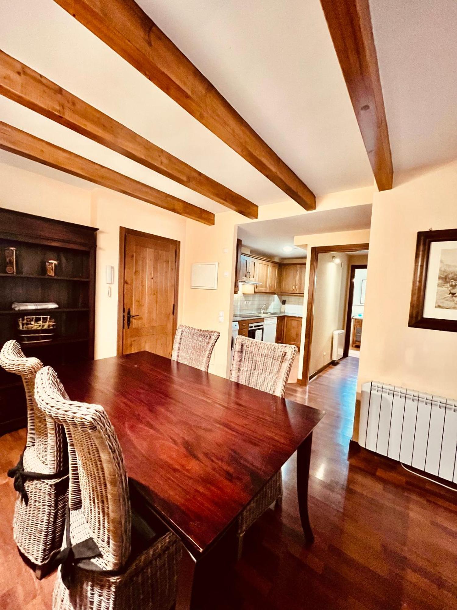 Luxury House Valencia D'Aneu Apartment Bagian luar foto