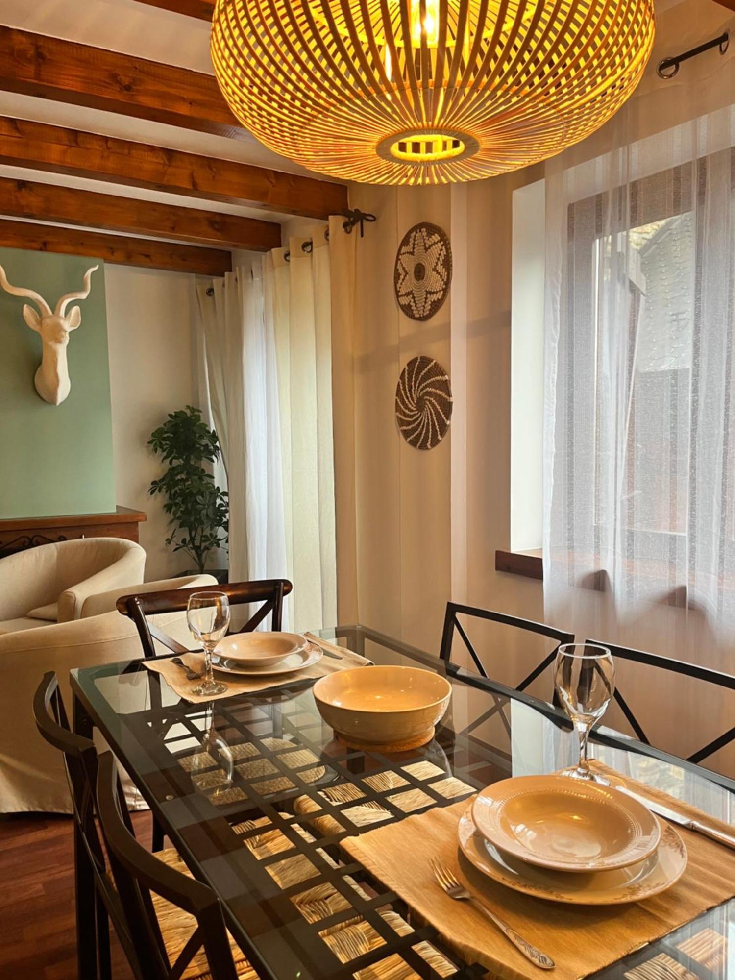 Luxury House Valencia D'Aneu Apartment Bagian luar foto