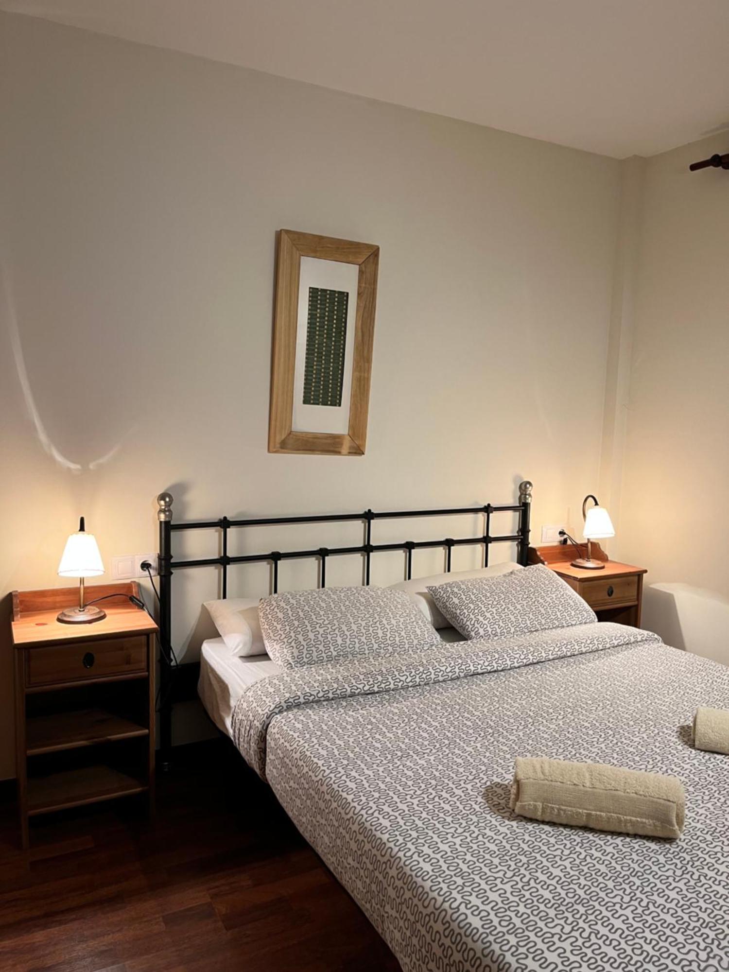 Luxury House Valencia D'Aneu Apartment Bagian luar foto