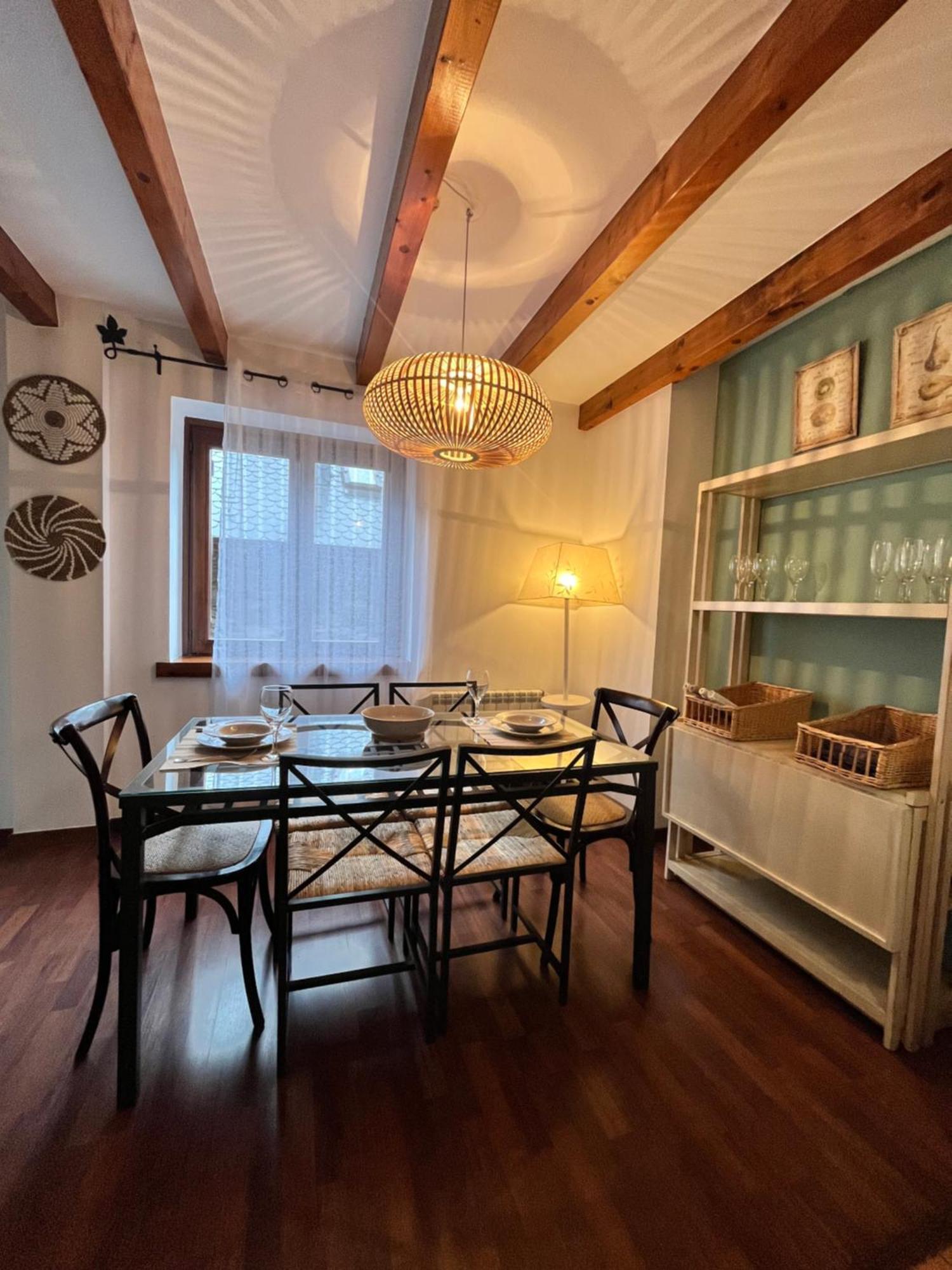 Luxury House Valencia D'Aneu Apartment Bagian luar foto