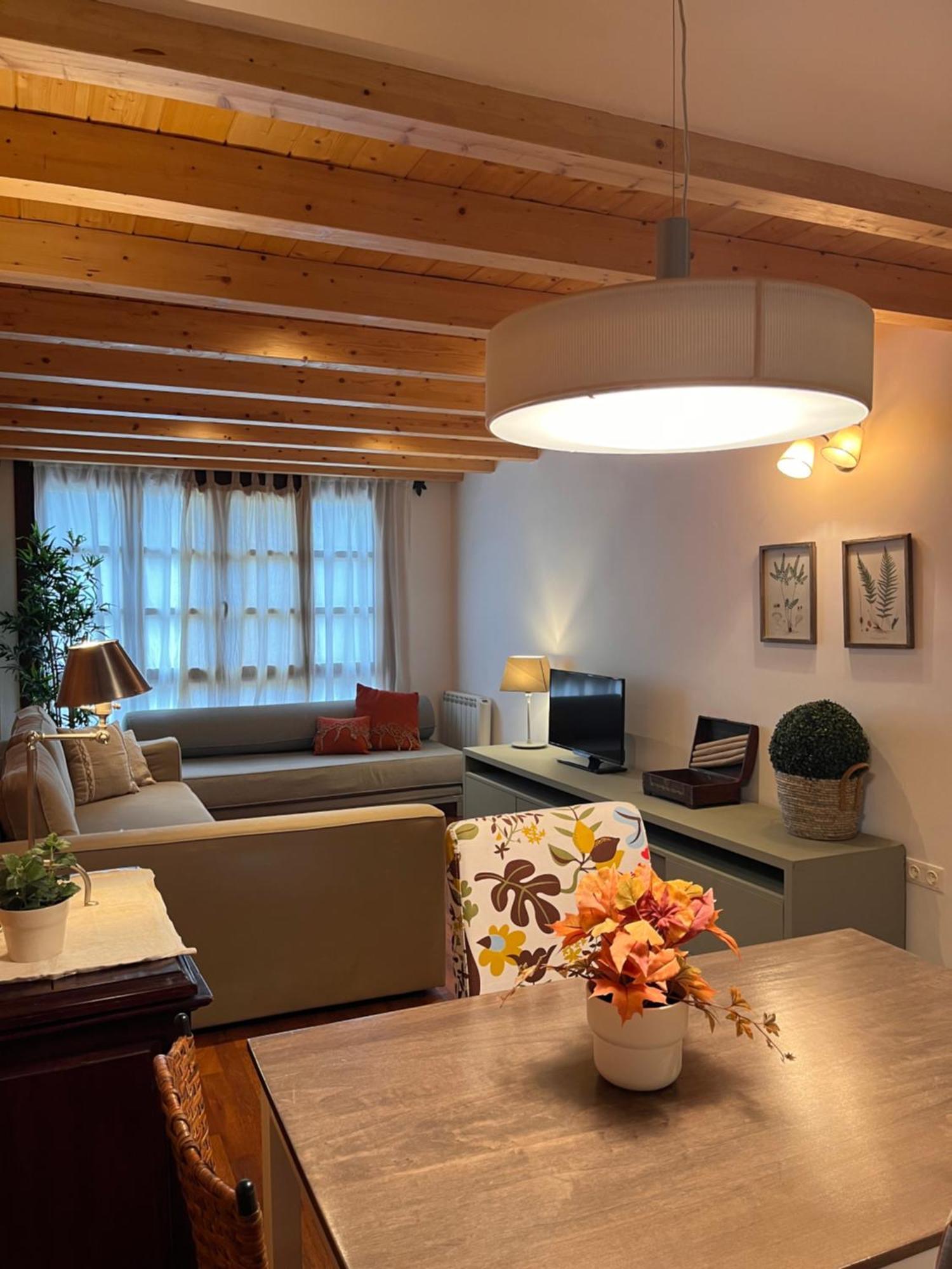 Luxury House Valencia D'Aneu Apartment Bagian luar foto