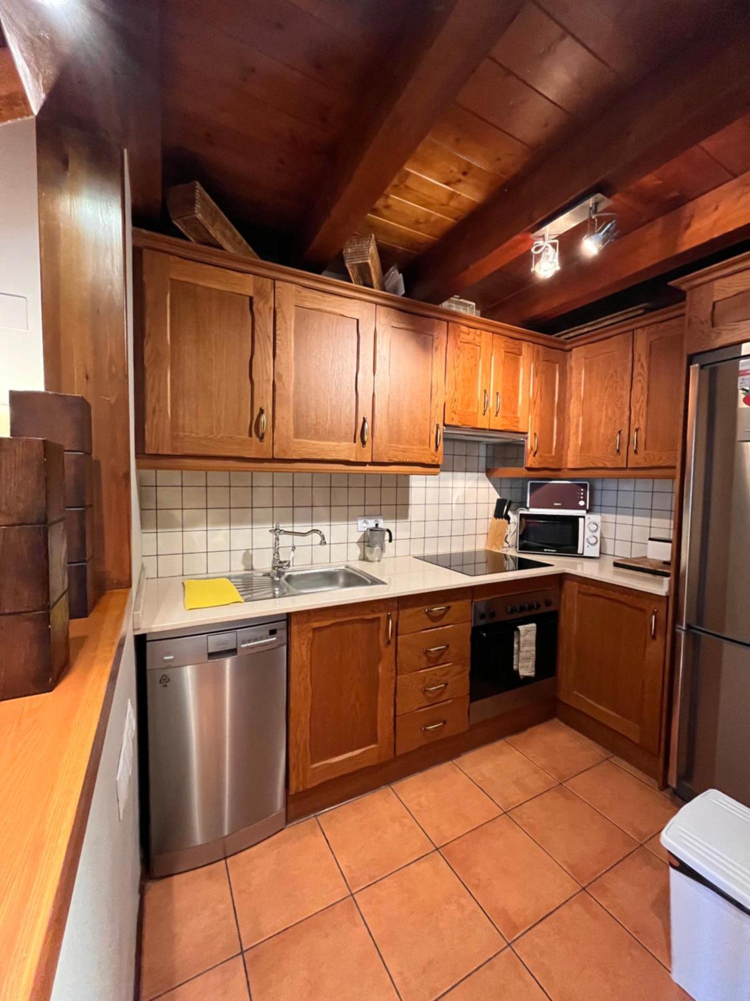 Luxury House Valencia D'Aneu Apartment Bagian luar foto